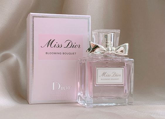 The infamous dupe for Miss Dior Blooming Bouquet. 😍😍 Click link